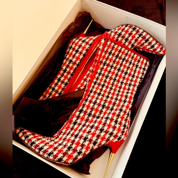 Dolce & Gabbana Red Houndstooth Ankle Boots - Picture 1 of 11